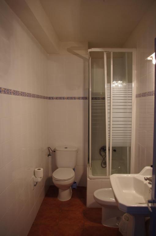 Pension "La Marina" Castro Urdiales Exterior photo